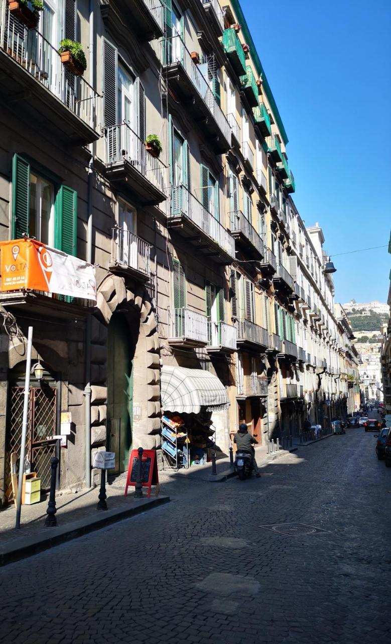 Domus Luigi Leone II Bed & Breakfast Naples Exterior photo